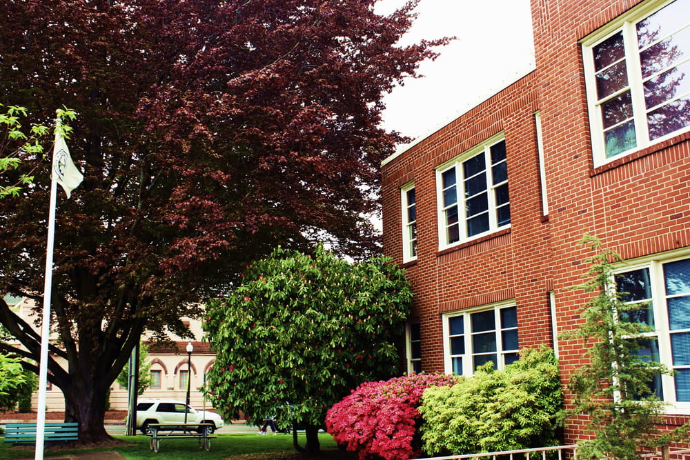 Front city hall Milwaukie Oregon